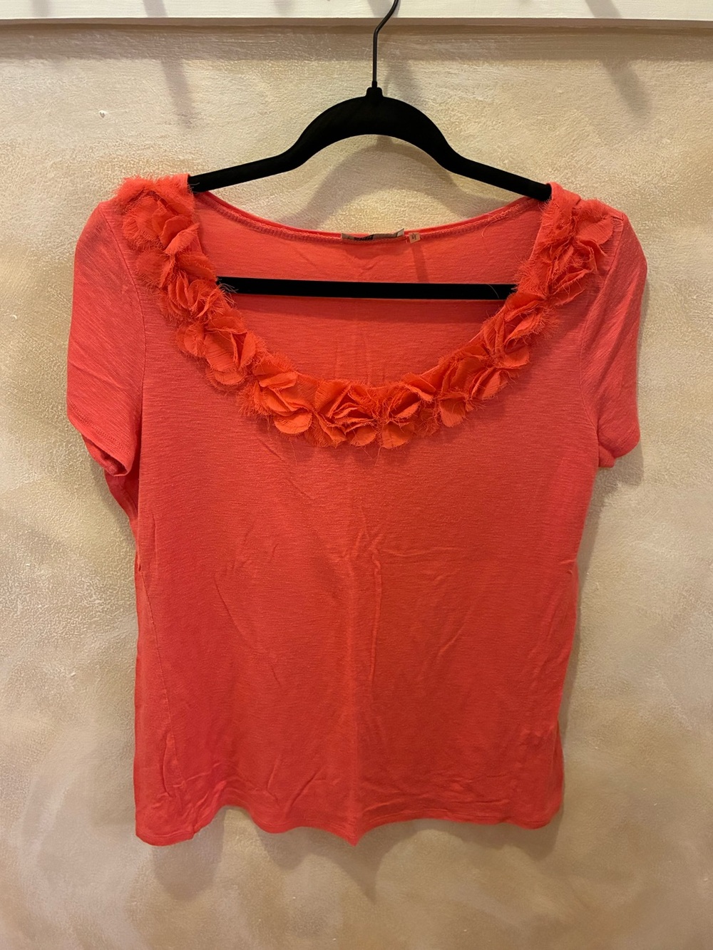 Women’s Forever Fashion Brand Coral Floral-Trim Short Sleeve Top Size Large